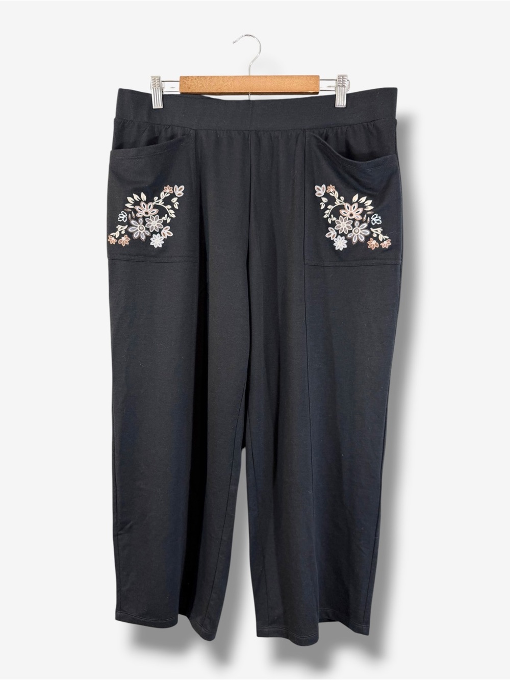 LOGO Lori Goldstein Black Wide Leg Cropped Pants Size L Floral Embroidered Knit
